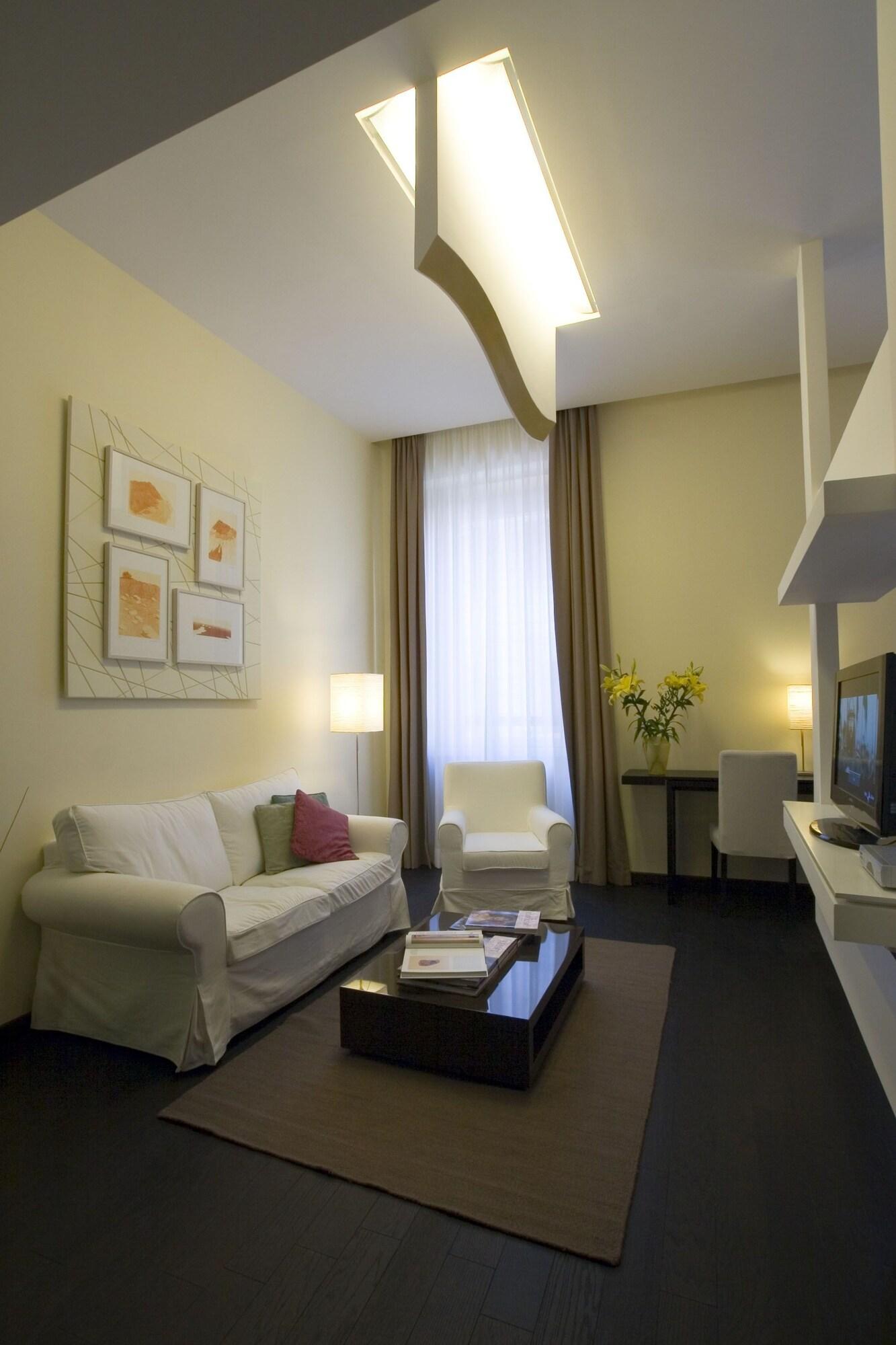 Ht Romeo Al Babuino Hotel ภายนอก รูปภาพ