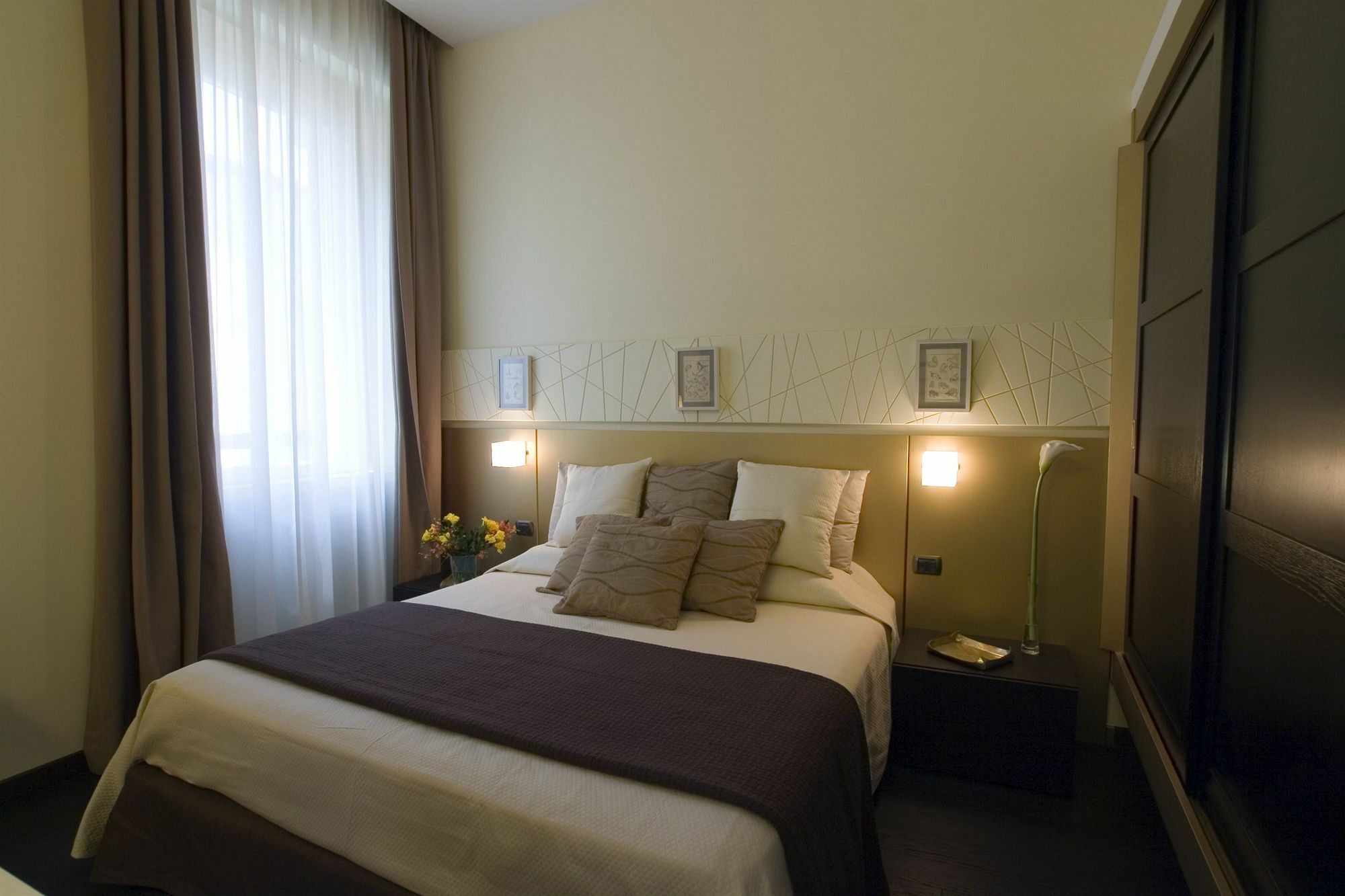 Ht Romeo Al Babuino Hotel ภายนอก รูปภาพ