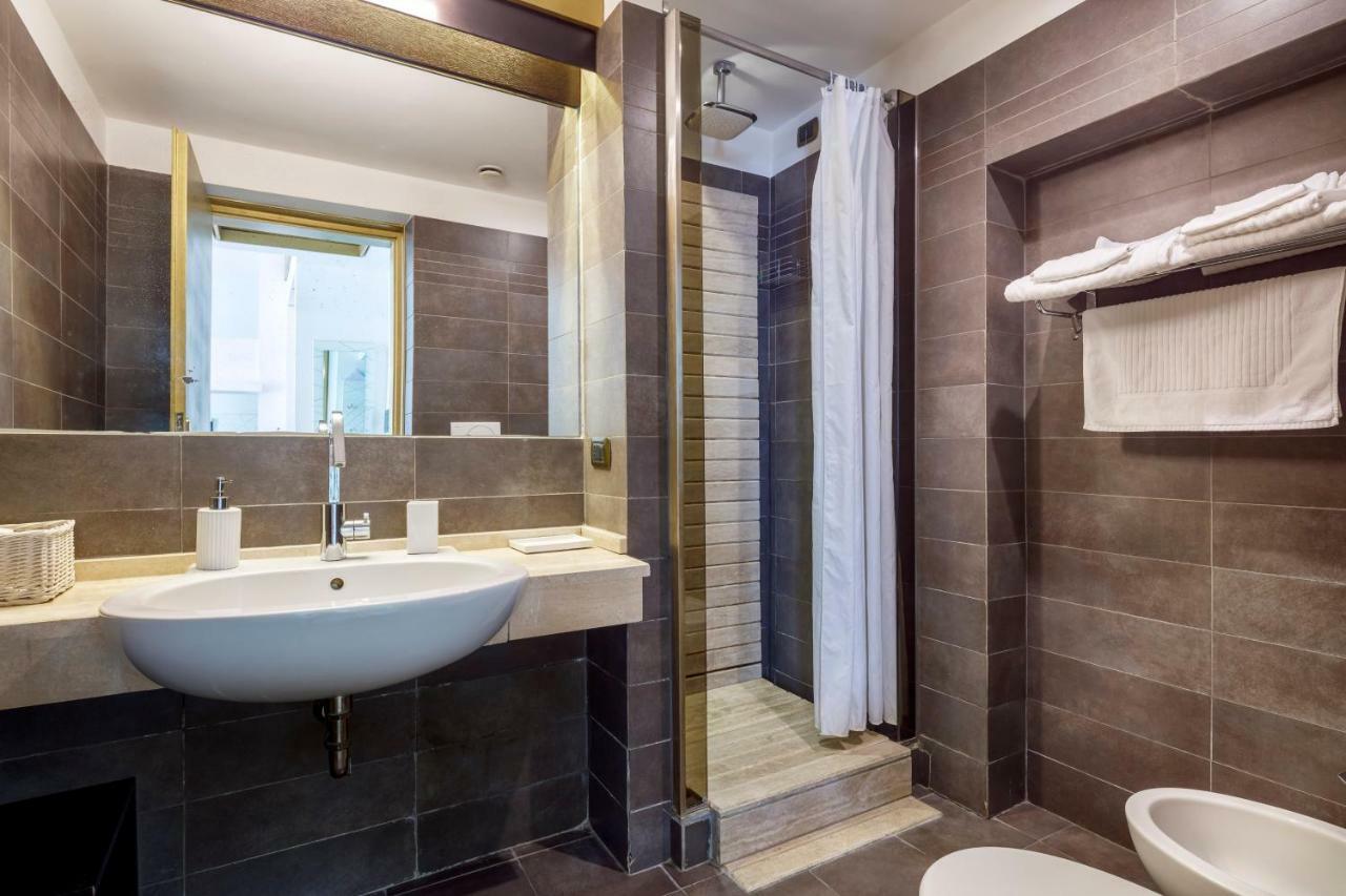 Ht Romeo Al Babuino Hotel ภายนอก รูปภาพ